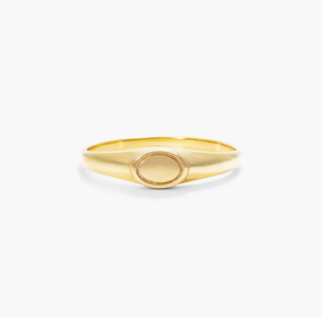 Oval Signet Ring In 14K Yellow Gold