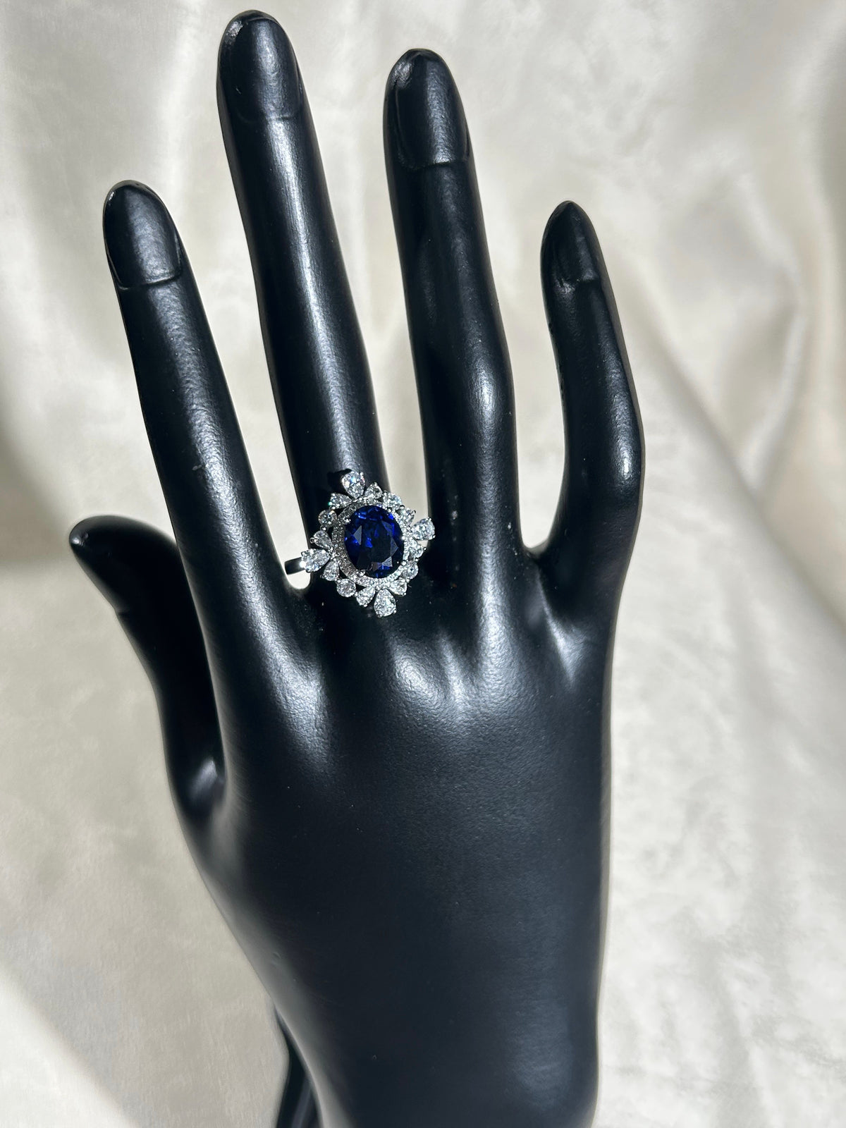 Oval Cut Lab Grown Sapphire Ring, Center Stone 3.5ct in S925 Silver