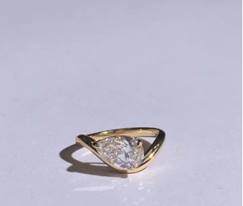 10k 1ct Teardrop Pinky Ring