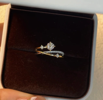 Special Luxury Band Diamond Ring