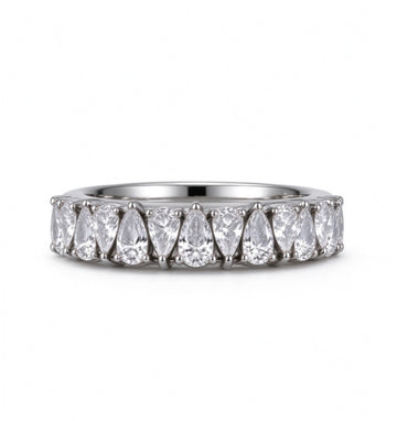 Pear-shaped diamond band