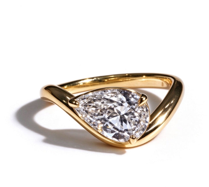 10k 1ct Teardrop Pinky Ring