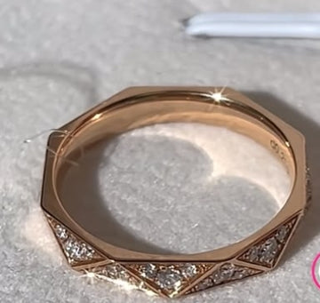 Vip Amanda-10k ring size 5.5 0.21ct in total