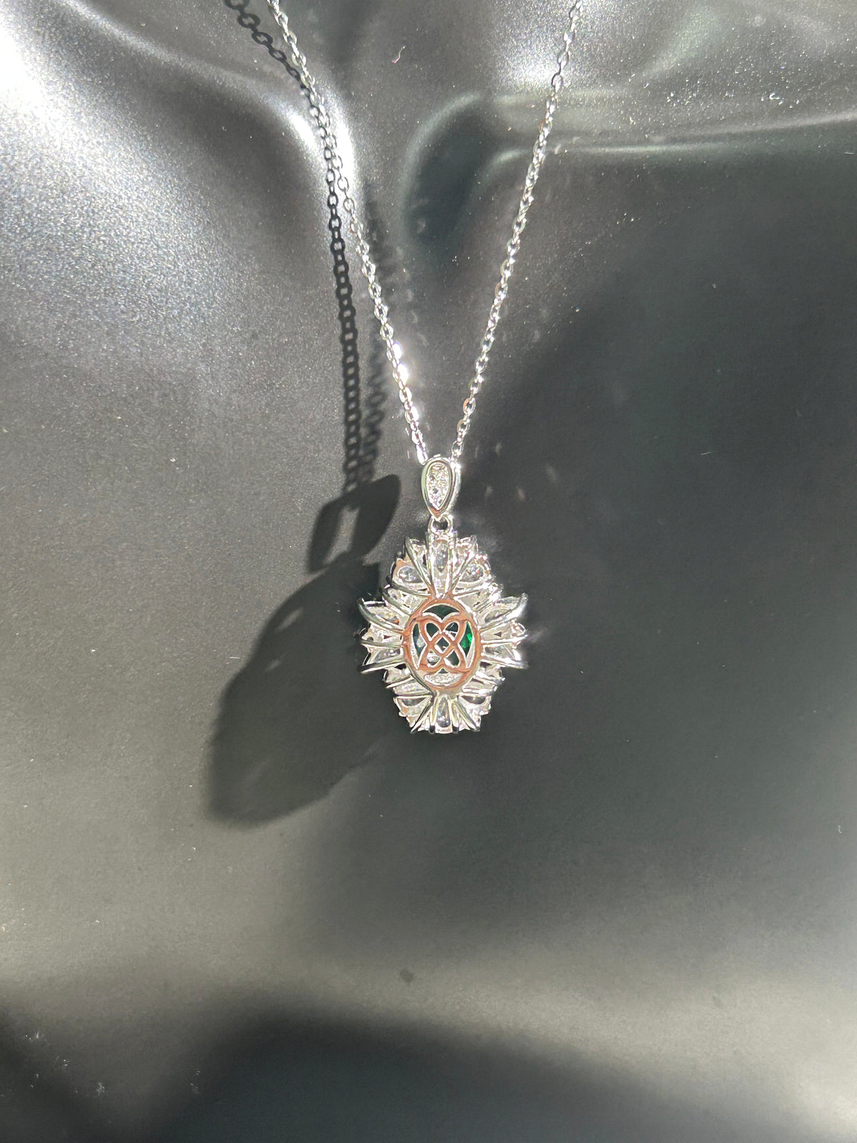 Oval Cut Lab Grown Emerald Pendant Necklace, 3.5ct Center Stone in S925 Silver