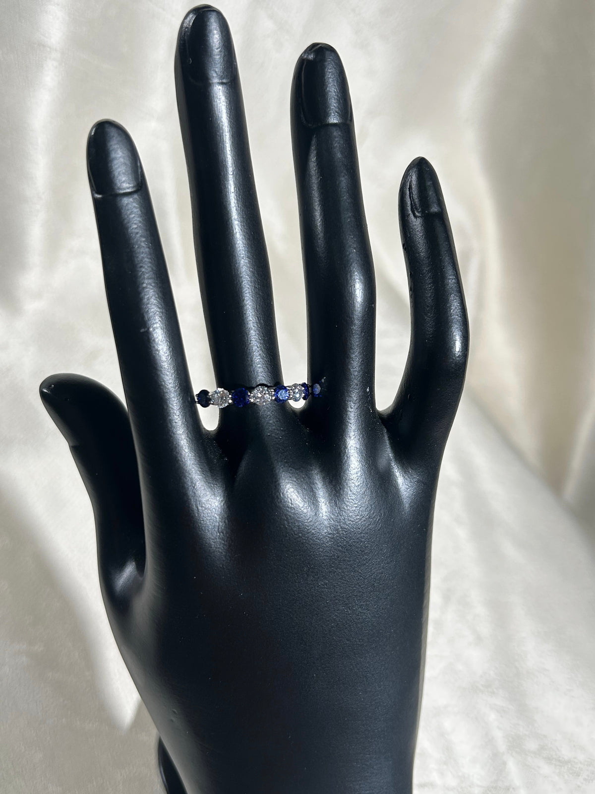 Round Lab Grown Sapphire & White Stone Band Ring, 0.8ct in S925 Silver