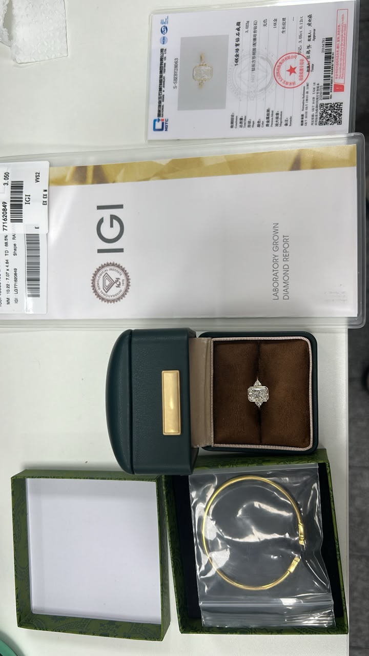 Xiomy-In-stock 14K Radiant-cut ring, 3.05ct, size 7.