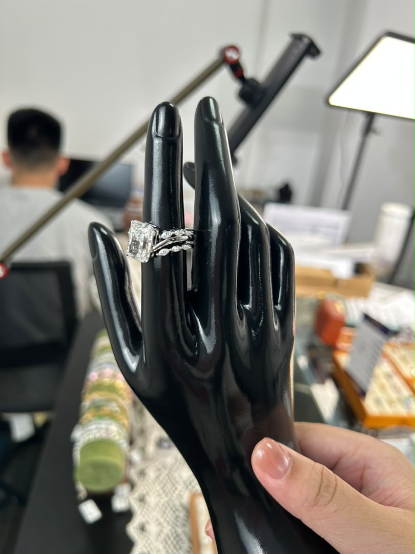 Purity's rest payment-5ct Radiant-Cut Platinum Three  Rings