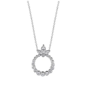 Graduated Diamond Circle Pendant Necklace 18K