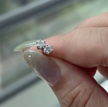 18k earring 0.3ct  in total