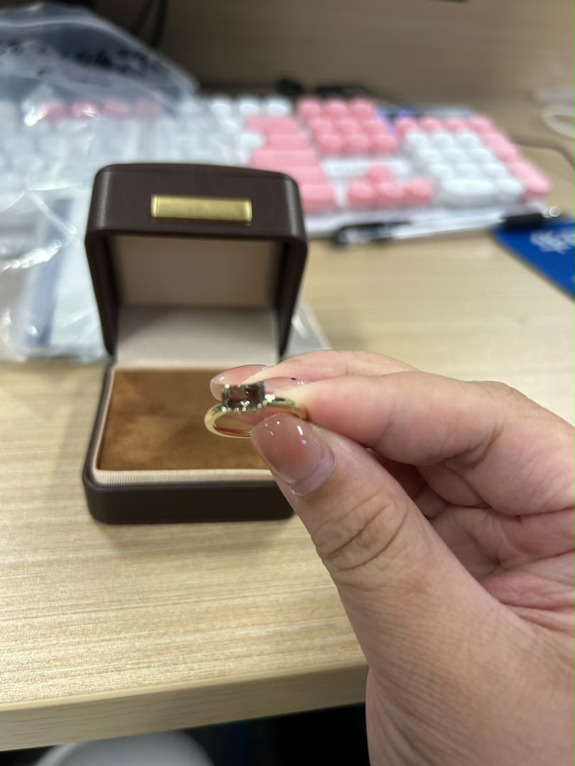 Sim-10K Radiant-cut ring