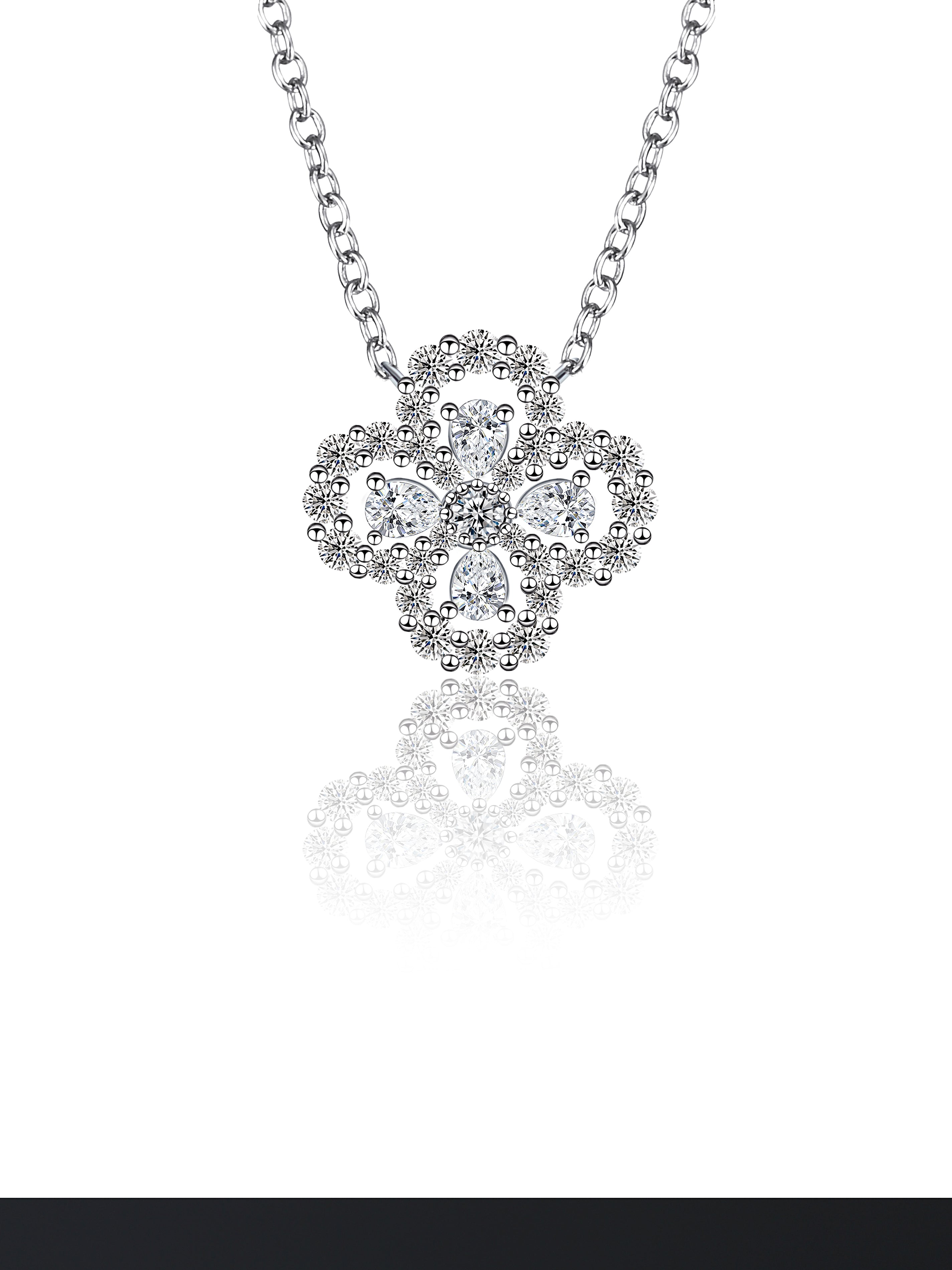 [Evera Diamond] Women Lab Diamond  Four Clover Necklace