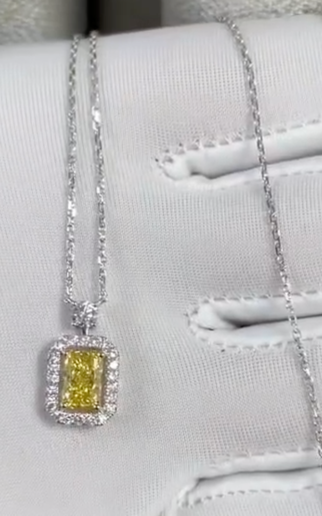 Som yellow stone Chain