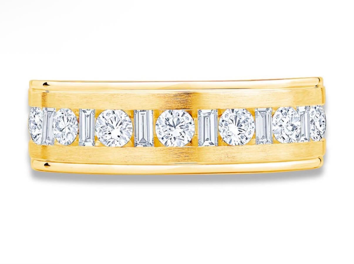 Melissa, yellow gold men ring 0.20ct  round, 0.10 ct beguettes, half eternity, size 11, need more 10k gold