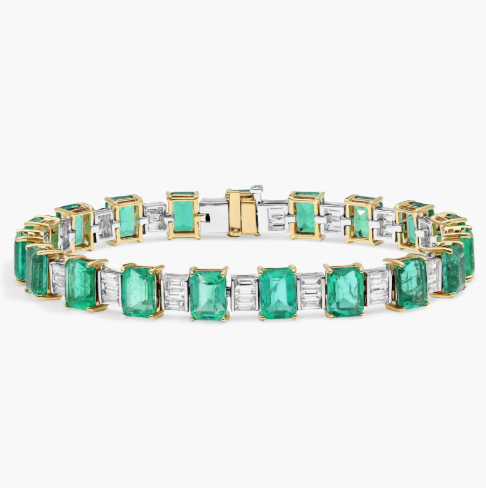 Extraordinary Collection: Emerald and Diamond Baguette Bracelet in 18k Yellow Gold