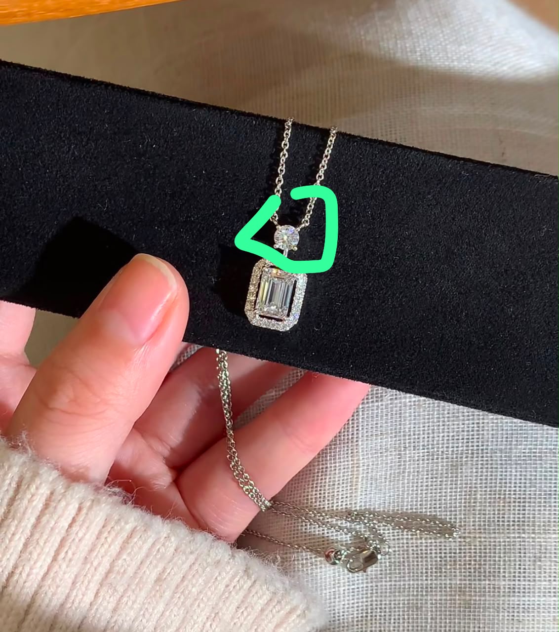 Sanna- 10k necklace