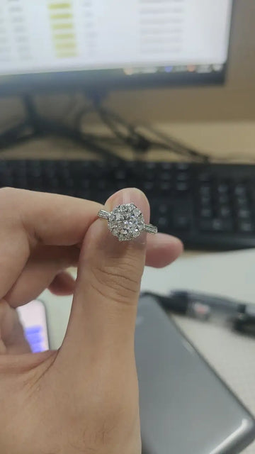 Nunya-round flower rong deal lock
