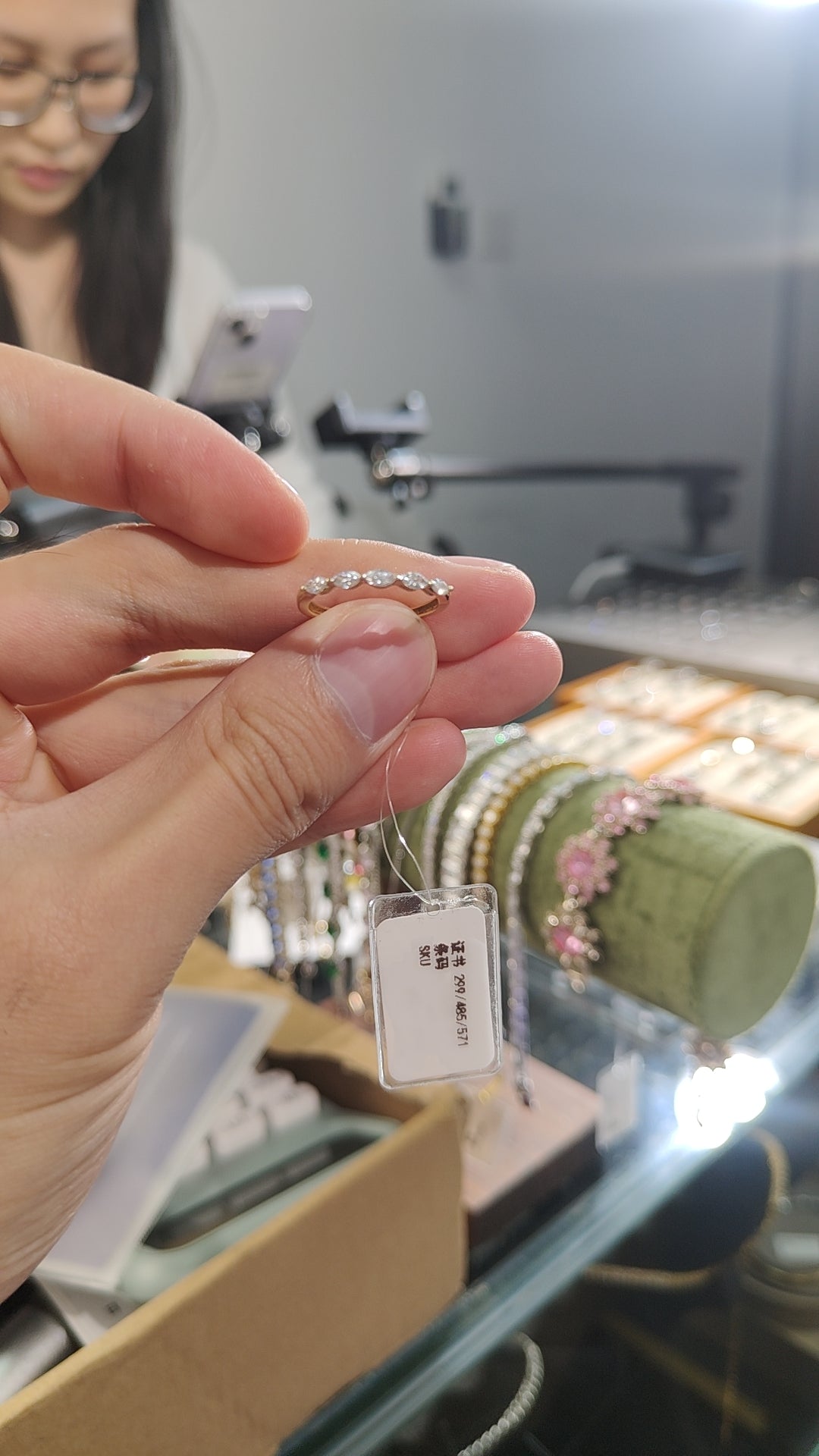 Kat- 14k marquise ring size 7