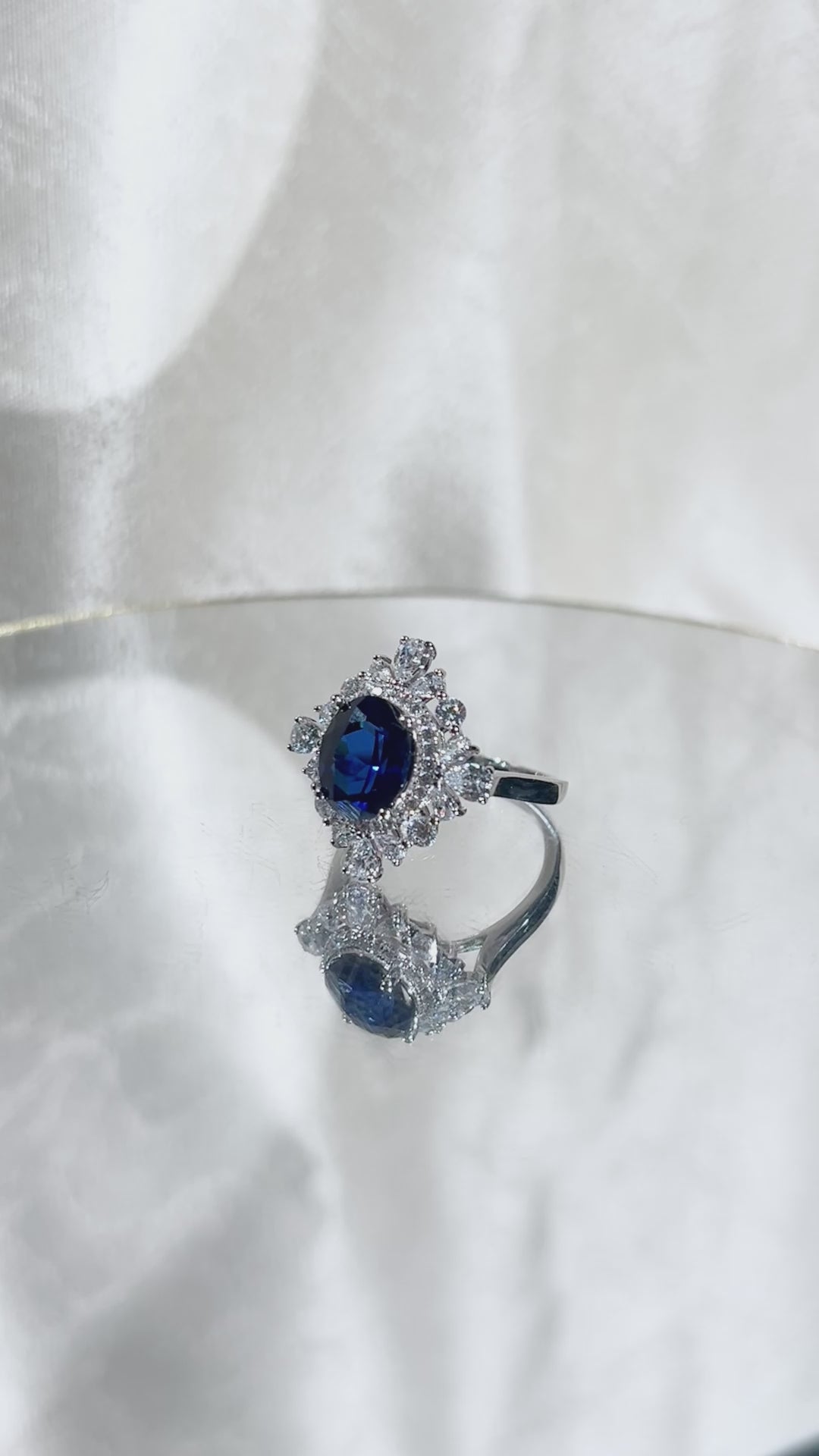 Oval Cut Lab Grown Sapphire Ring, Center Stone 3.5ct in S925 Silver