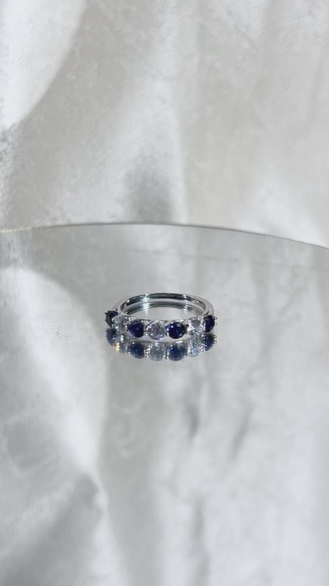 Round Lab Grown Sapphire & White Stone Band Ring, 0.8ct in S925 Silver